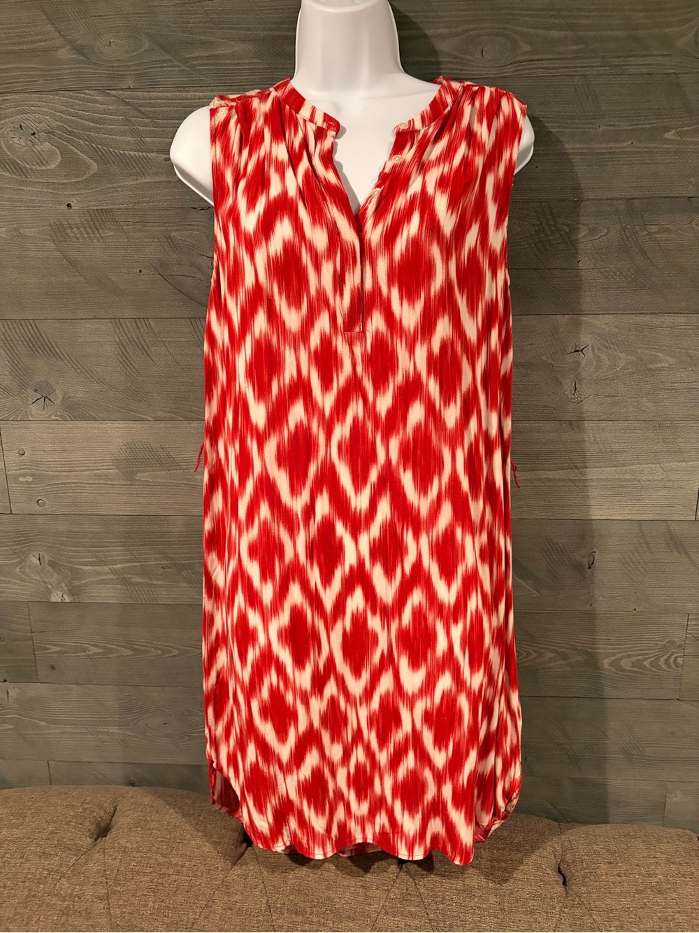Liz Claiborne Red and White Sleeveless Ikat Shift Dress